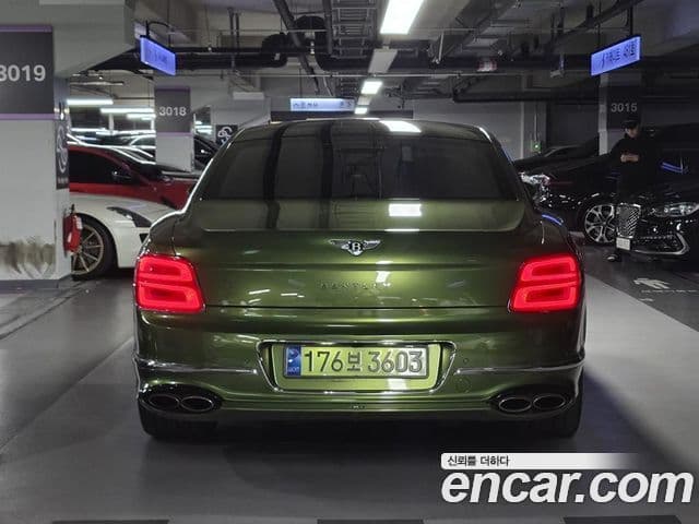 Bentley Flying Spur 2022 — Photo 19/19