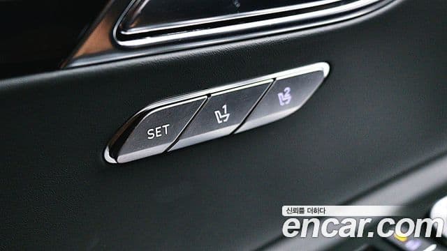 Genesis GV80 2023 — Photo 20/20