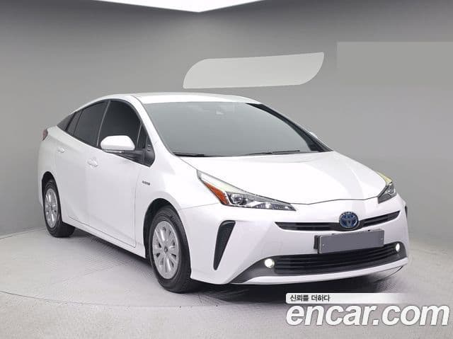 Toyota Prius 2022 — Photo 14/20