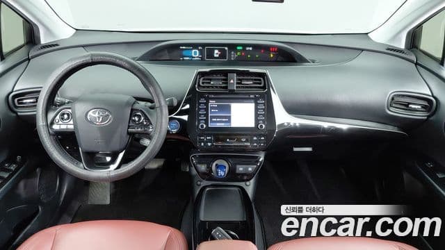 Toyota Prius 2022 — Photo 17/20