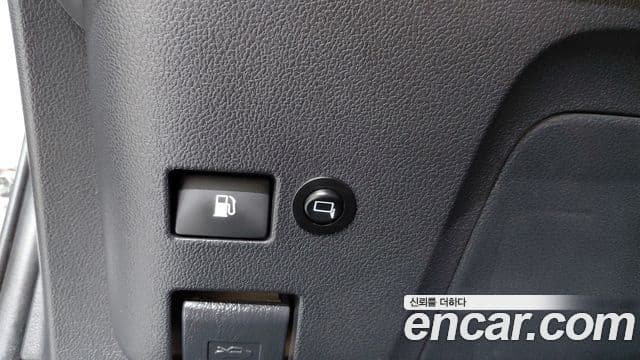 Toyota Prius 2022 — Photo 20/20