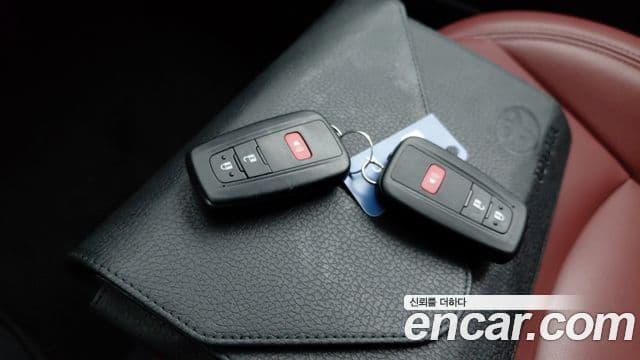 Toyota Prius 2022 — Photo 13/20