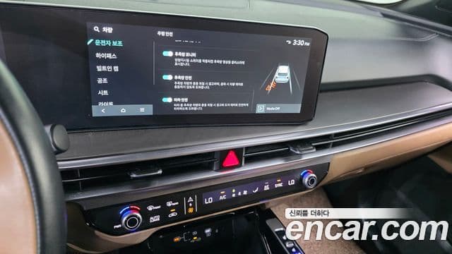 Kia Sorento 2024 — Фото 16/20