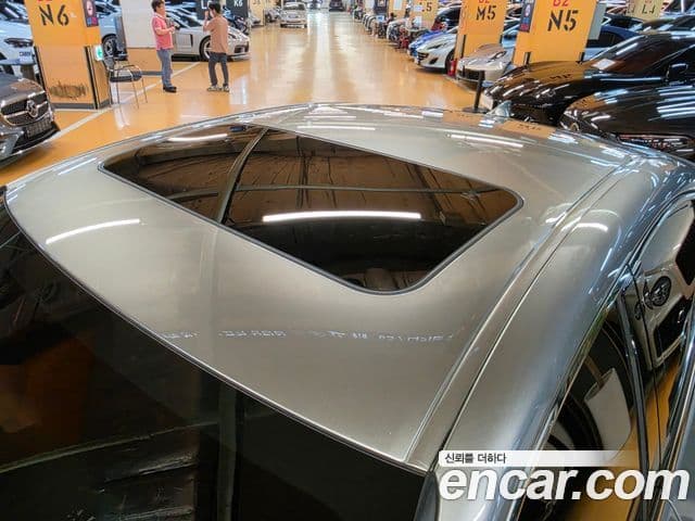 Lexus ES300h 2025 — ფოტო 10/18