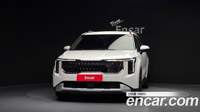 Kia Carnival 2023 — Фото 3/20