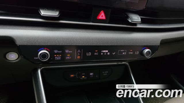 Kia Carnival 2023 — Фото 17/20