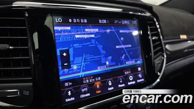 Jeep Grand Cherokee 2019 — Фото 14/20