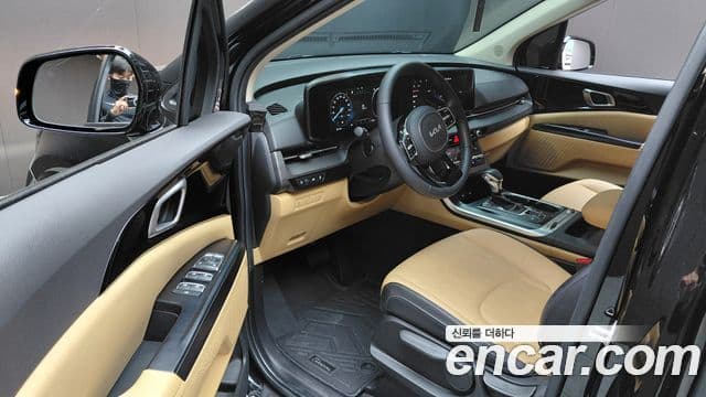 Kia Carnival 2021 — Фото 10/20