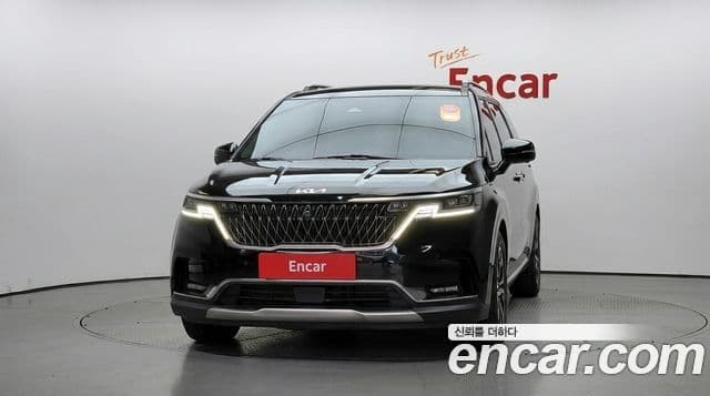 Kia Carnival 2023 — Фото 3/20