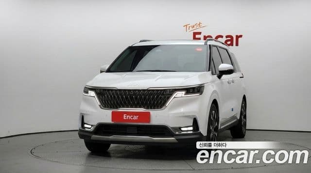 Kia Carnival 2022 — Фото 3/20