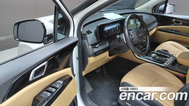 Kia Carnival 2022 — Фото 10/20