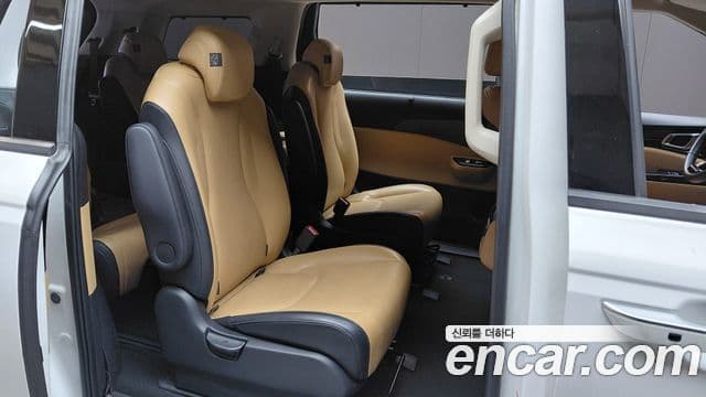 Kia Carnival 2022 — Фото 12/20