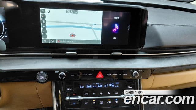 Kia Carnival 2022 — Фото 15/20