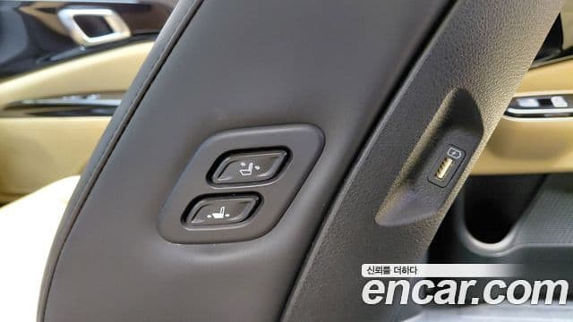 Kia Carnival 2022 — Фото 16/20