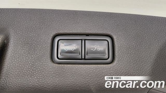 Kia Carnival 2022 — Фото 17/20