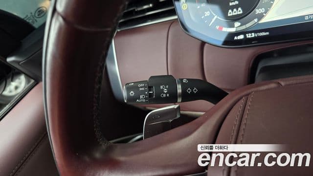 Land Rover Range Rover 2023 — Photo 2/38