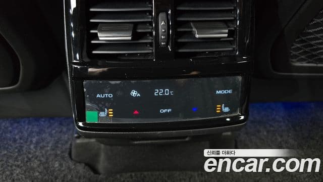 Renault Samsung Grand Koleos 2024 — Photo 26/32