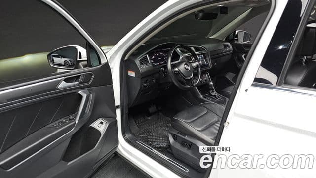 Volkswagen Tiguan Allspace 2020 — ფოტო 4/20