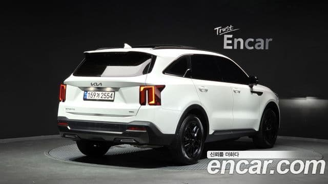 Kia Sorento 2024 — Фото 2/20