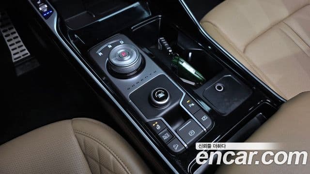 Kia Sorento 2024 — Фото 9/20