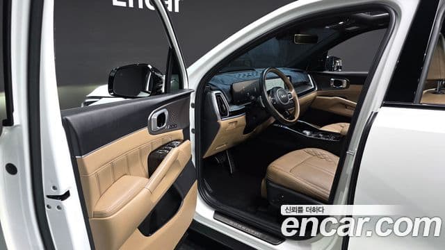 Kia Sorento 2024 — Фото 10/20