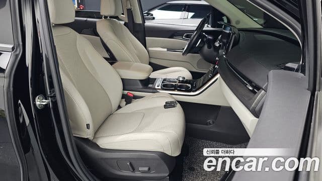 Kia Carnival 2021 — Photo 6/30