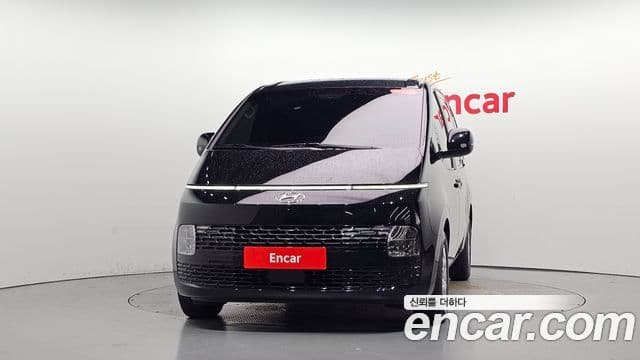 Hyundai Staria 2023 — Şəkil 2/30