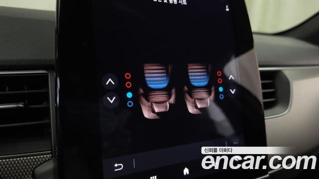 Renault Samsung Arkana 2024 — Şəkil 29/33