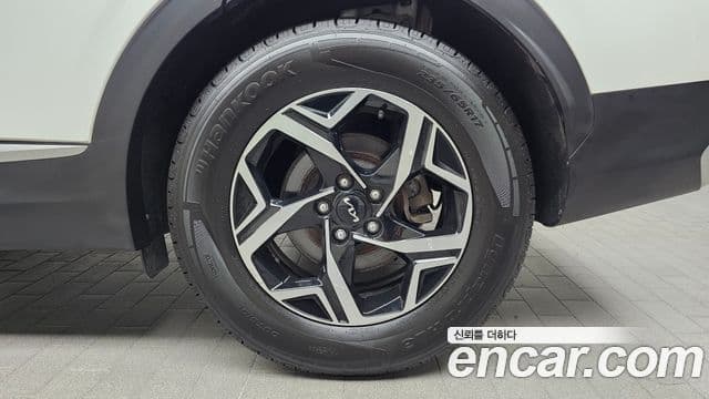 Kia Sportage 2022 — Şəkil 10/30