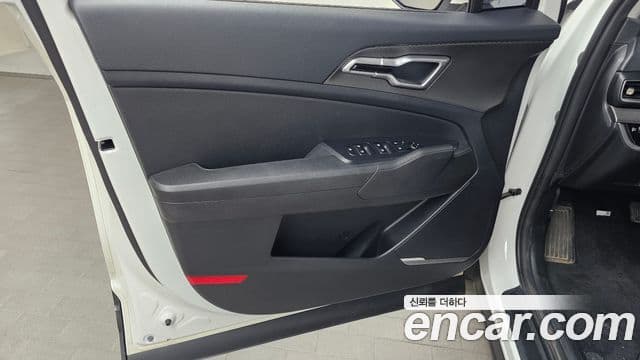 Kia Sportage 2022 — Şəkil 14/30