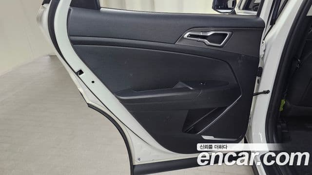 Kia Sportage 2022 — Şəkil 15/30