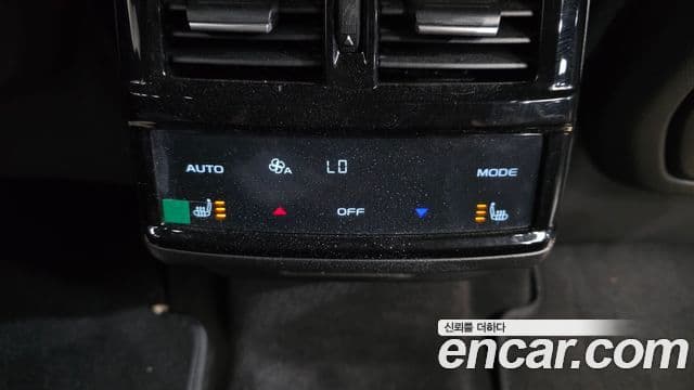 Renault Samsung Grand Koleos 2024 — Фото 19/20