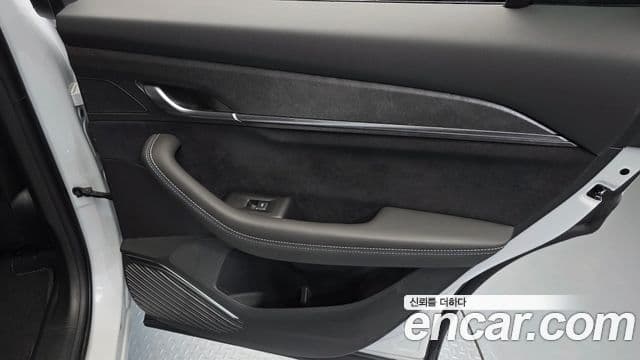 Renault Samsung Grand Koleos 2024 — Photo 7/33