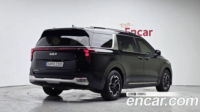 Kia Carnival 2024 — Фото 2/20