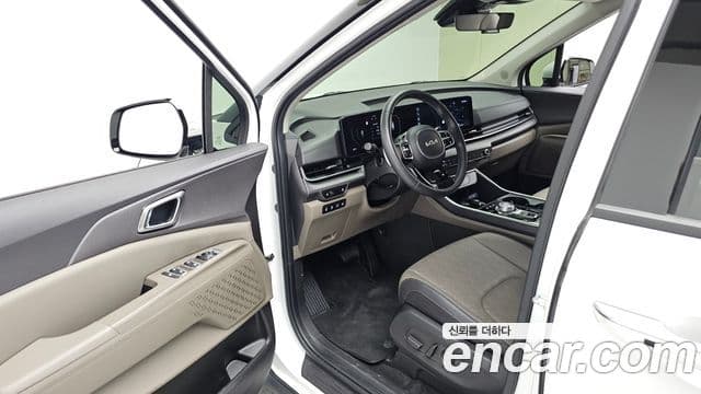Kia Carnival 2024 — Фото 10/20