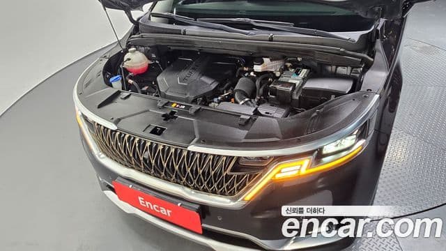 Kia Carnival 2021 — Фото 6/20