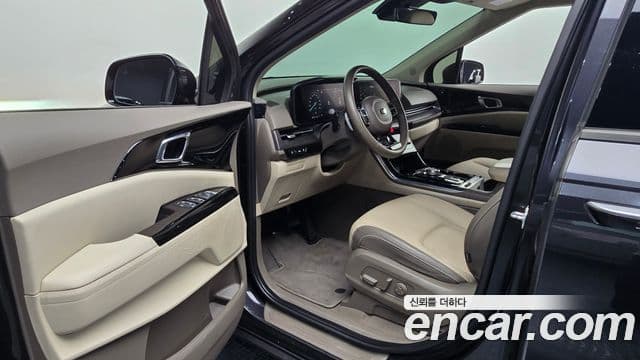 Kia Carnival 2021 — Фото 10/20