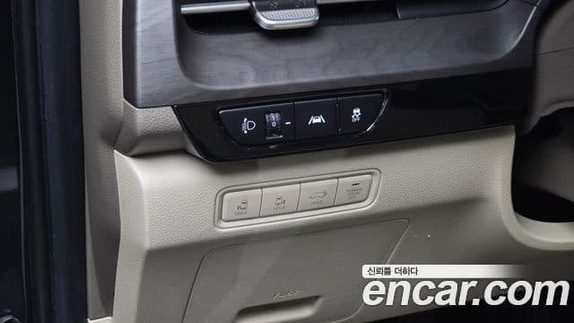 Kia Carnival 2021 — Фото 13/20