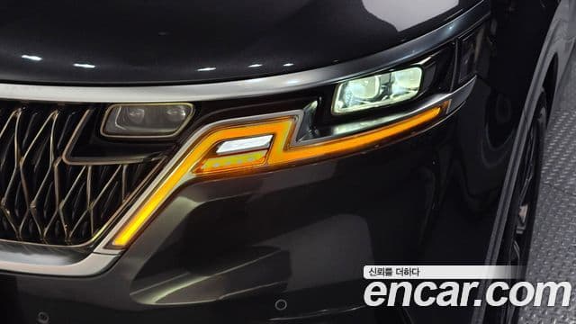 Kia Carnival 2021 — Photo 4/30