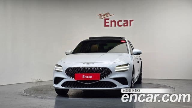 Genesis G70 2025 — Photo 16/33