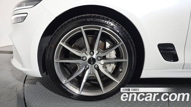 Genesis G70 2025 — Photo 6/33