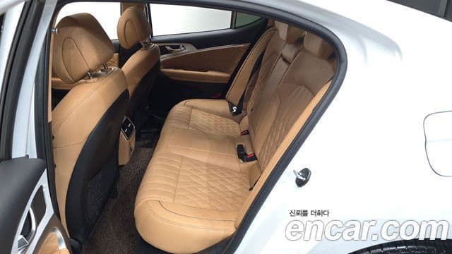 Genesis G70 2025 — Photo 18/33