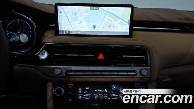 Genesis G70 2025 — Photo 10/33