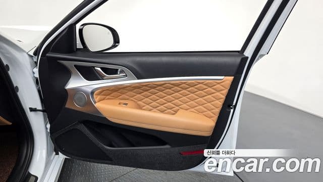 Genesis G70 2025 — ფოტო 15/33