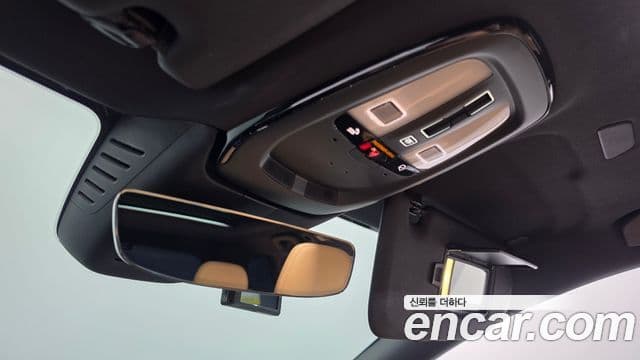 Volvo V60 Cross Country 2024 — ფოტო 26/35