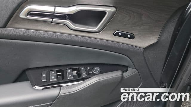 Kia Sportage 2023 — Фото 11/20