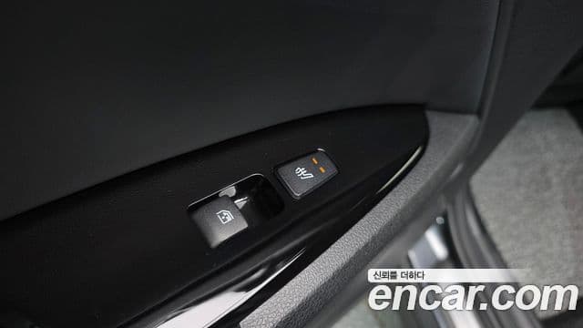 Kia Sportage 2023 — Фото 17/20