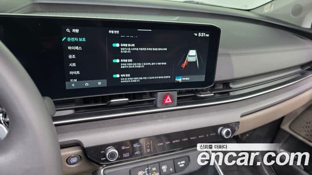 Kia Carnival 2024 — Фото 15/20