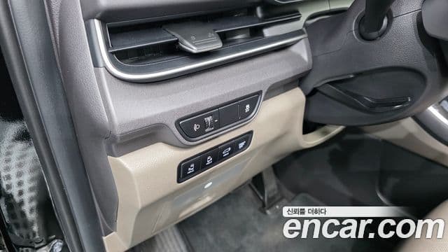 Kia Carnival 2024 — Фото 17/20
