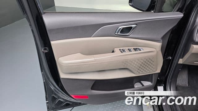 Kia Carnival 2024 — Şəkil 6/35